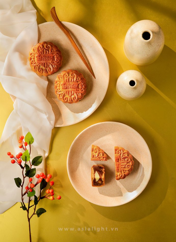 Thu Huong Bakery Mooncake