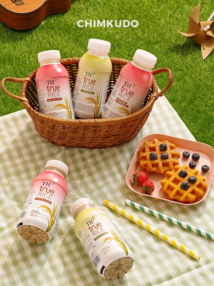 TH True Milk summer picnic on grass young vibe