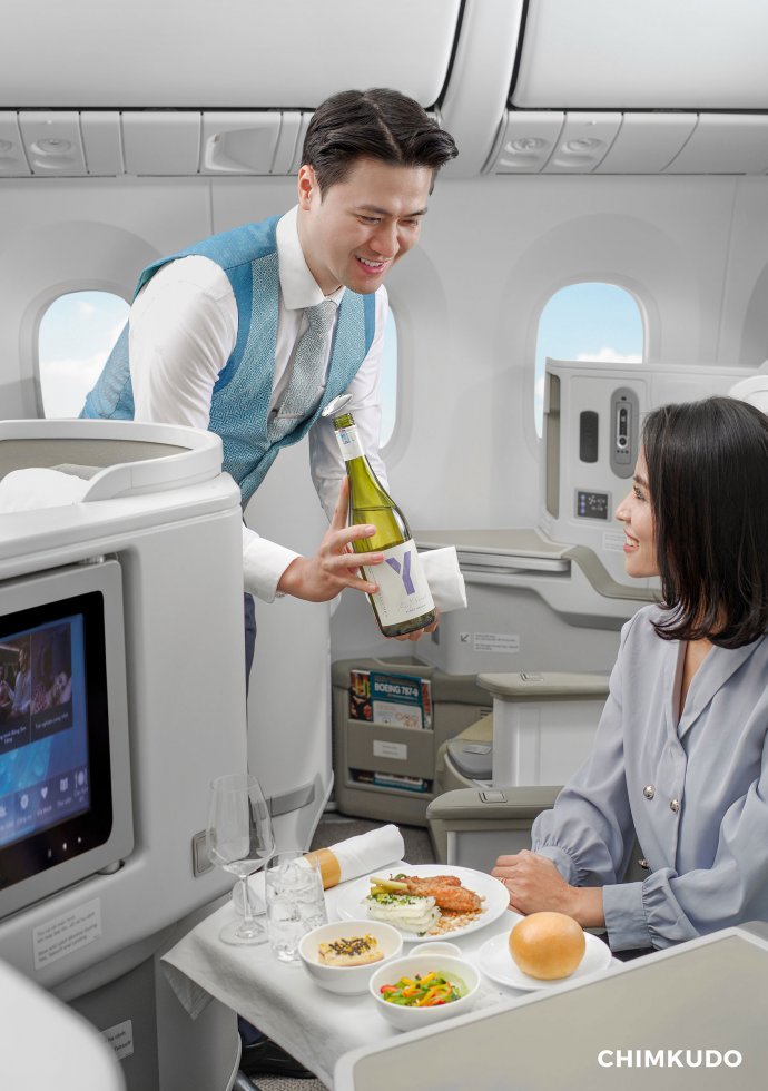 Vietnam Airlines onboard service Sai canh vuon xa sky team