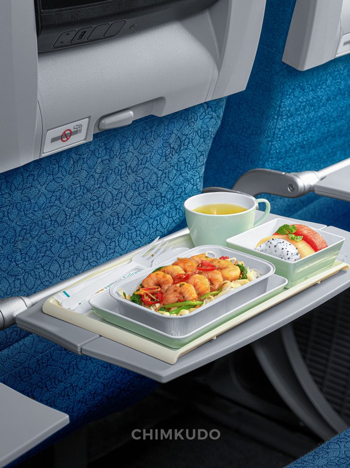 Vietnam Airlines onboard service Sai canh vuon xa sky team