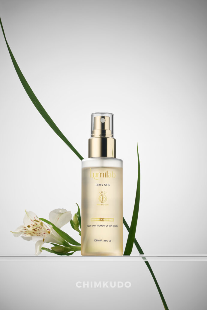 Luxury Cosmetic haircare minimal elegant