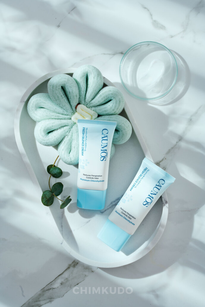 minimal cosmetic japan fresh clean